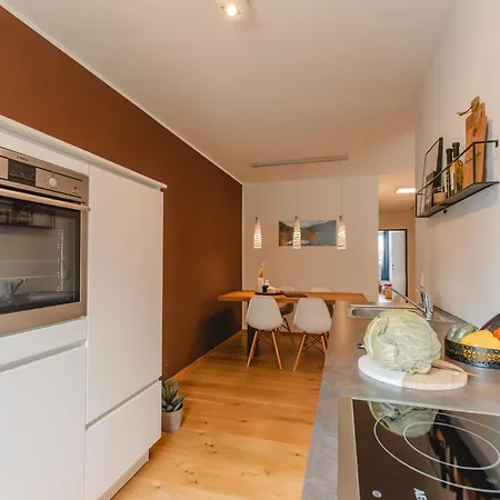 Sunshine By Interhome * Bad Gastein